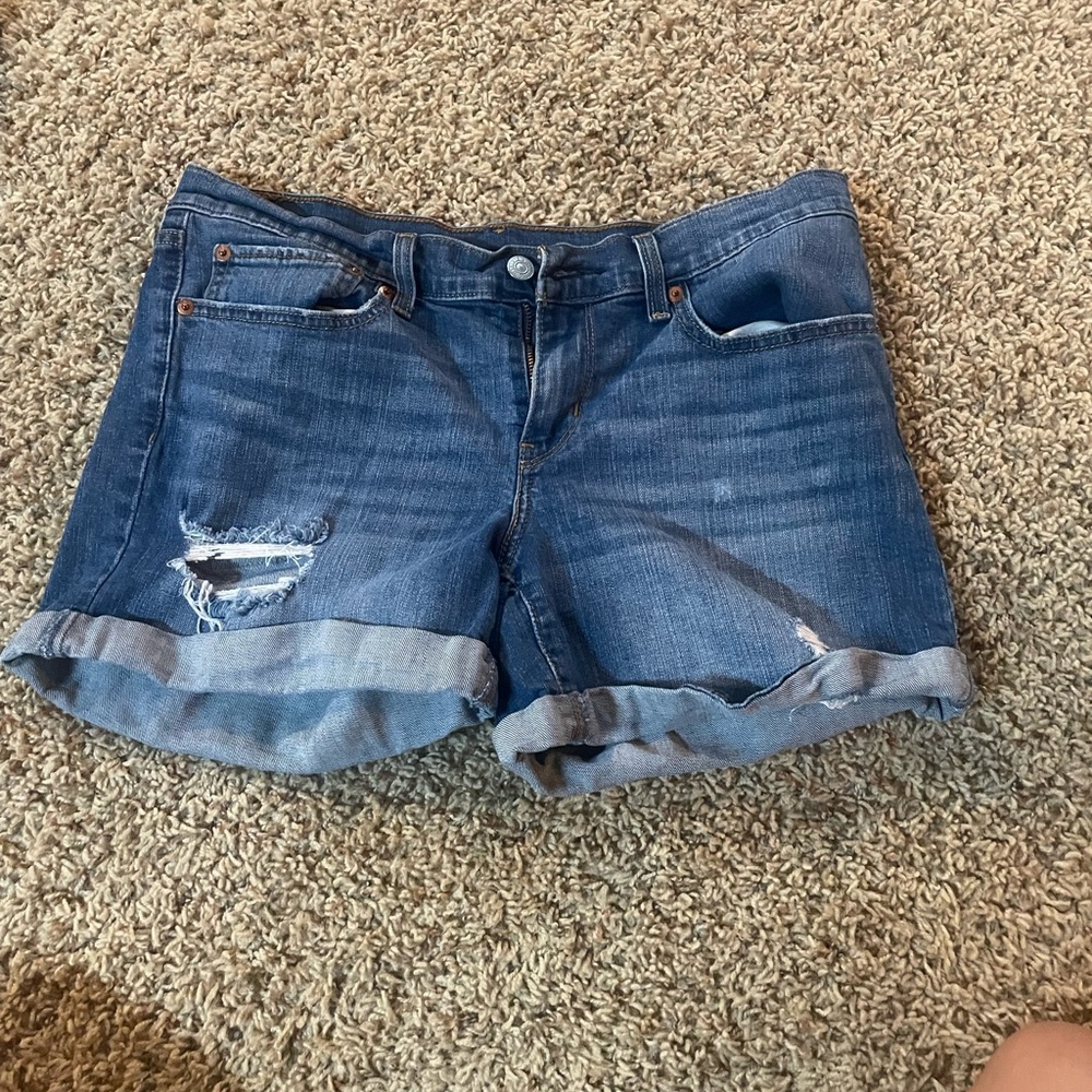 Levi jean shorts size 30